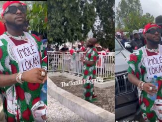Davido leads prayers as he storms Osun streets to lead campaign for his uncle